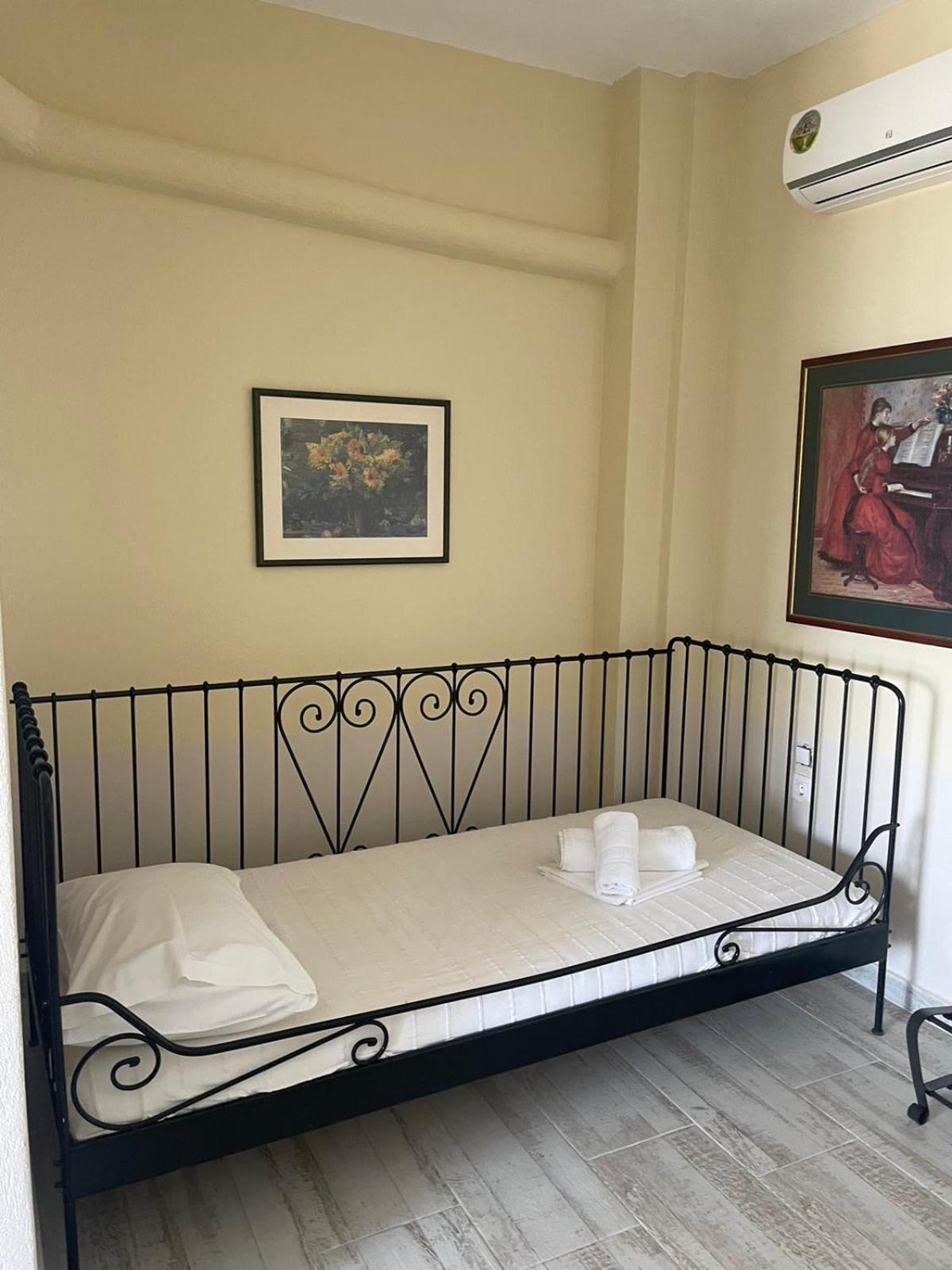 Axion Esti Apartments Σκόπελος Δωμάτιο φωτογραφία