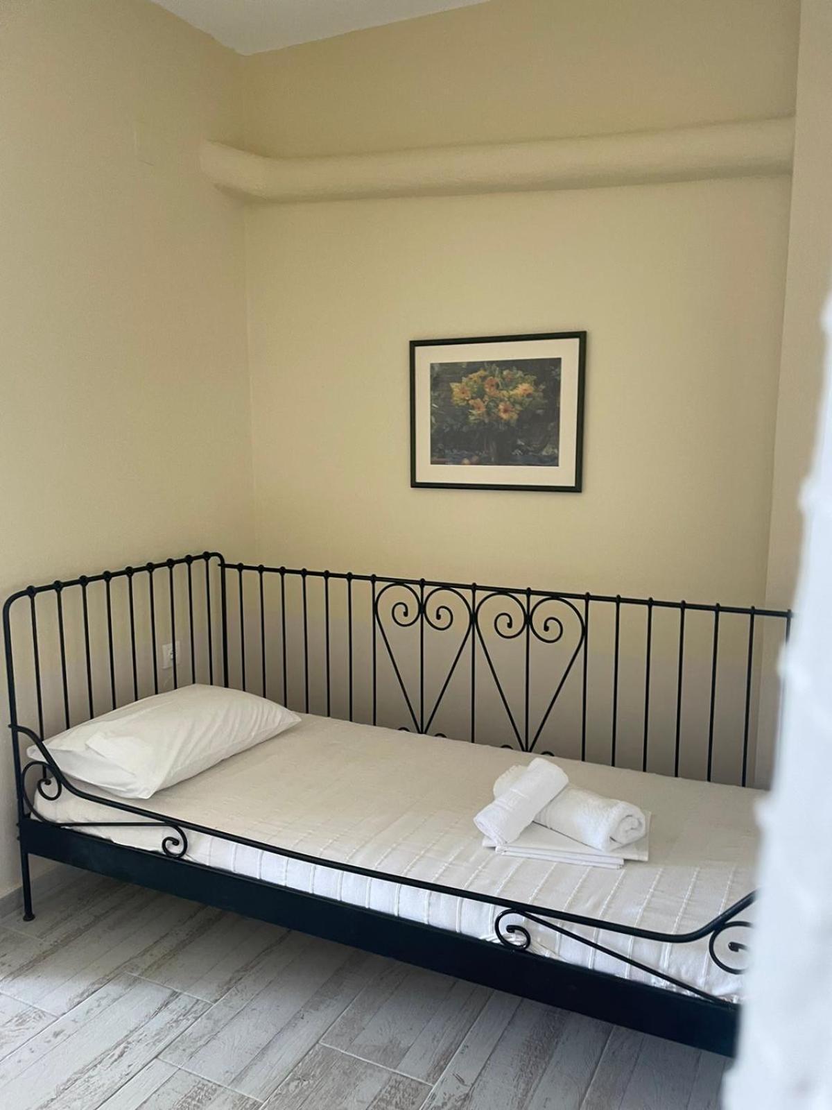 Axion Esti Apartments Σκόπελος Δωμάτιο φωτογραφία